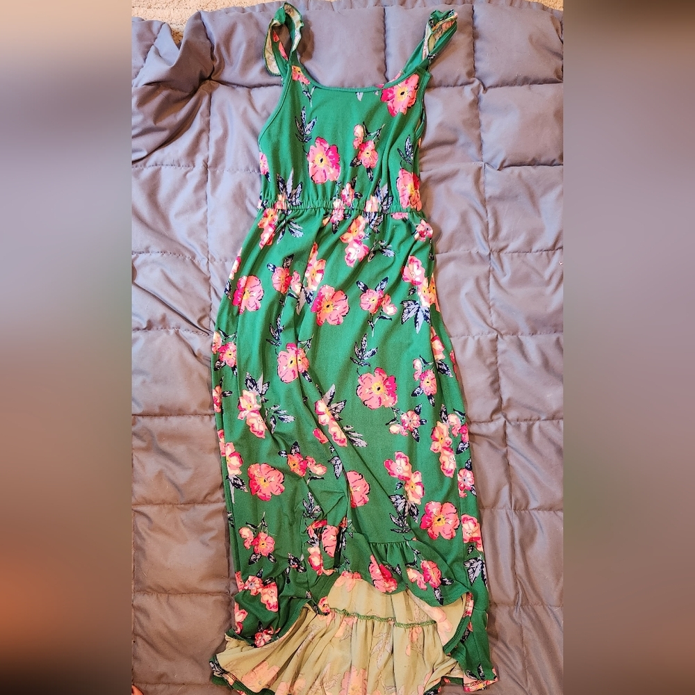 Girls floral dress size 14/16
